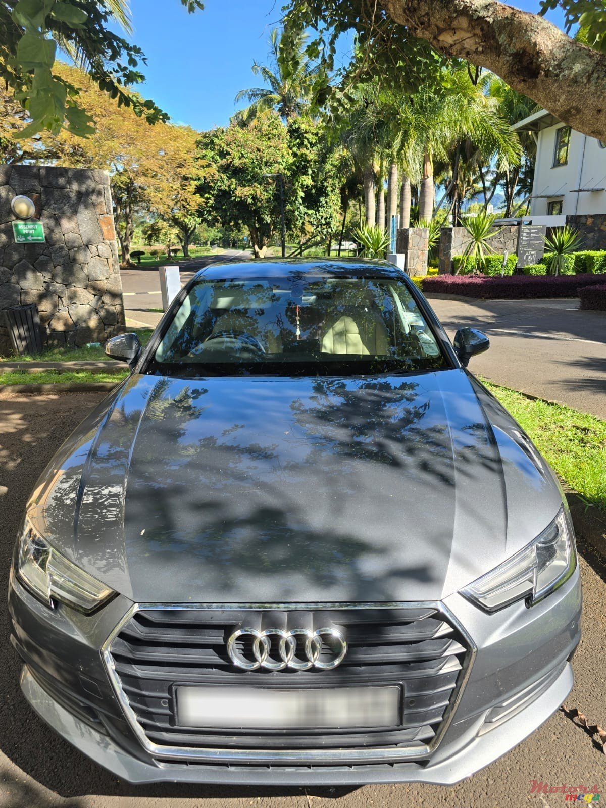 2017' Audi A4 photo #1