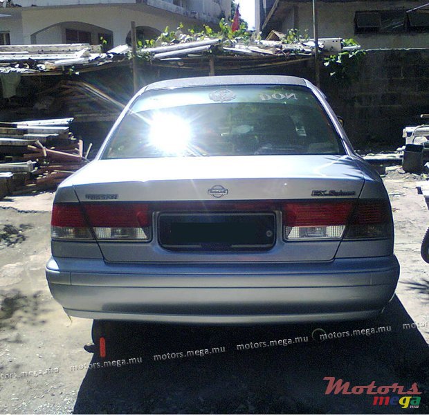 2000' Nissan photo #1