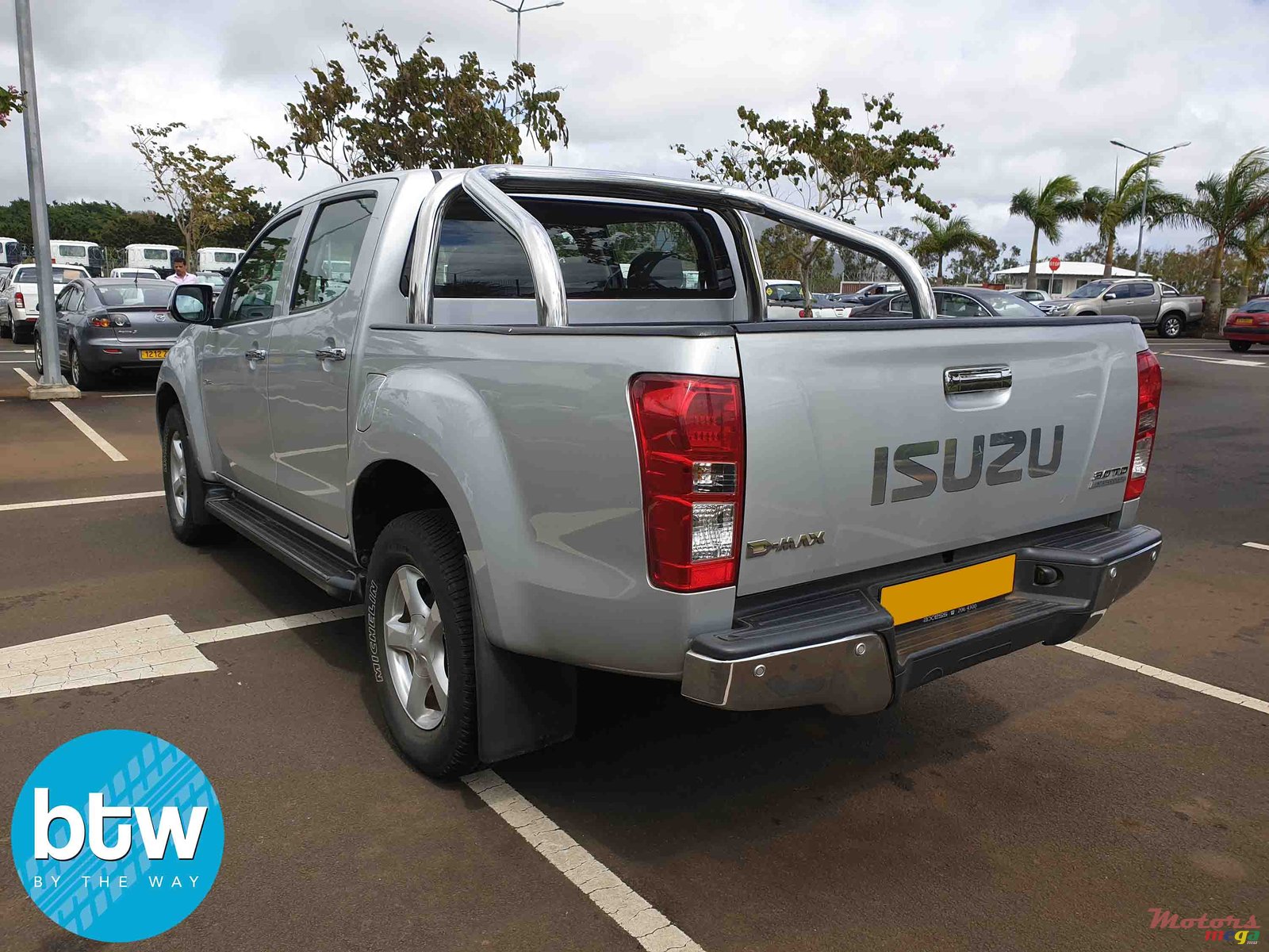 2013' Isuzu D-Max 30TD INTERCOOLER photo #2