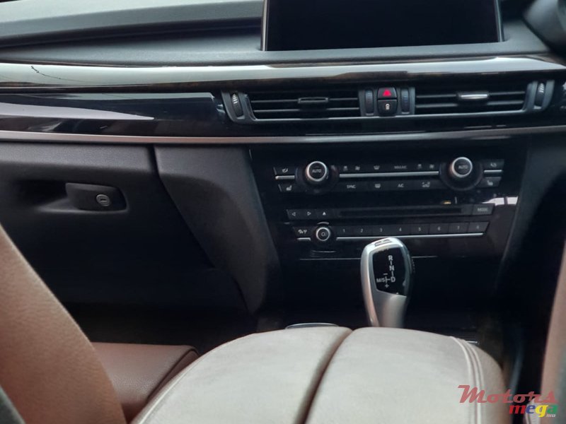 2017' BMW X5 M SPORT Plug-in hybrid photo #6