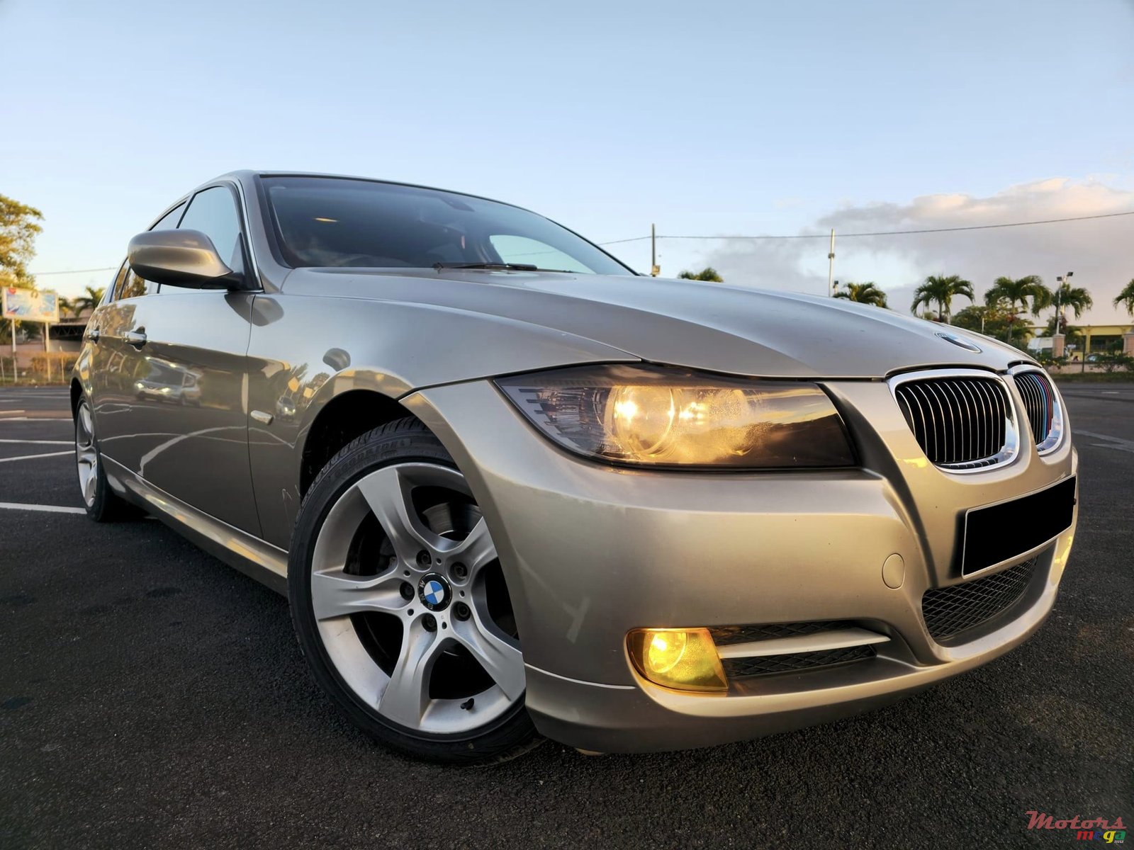 2011' BMW 316 i photo #2