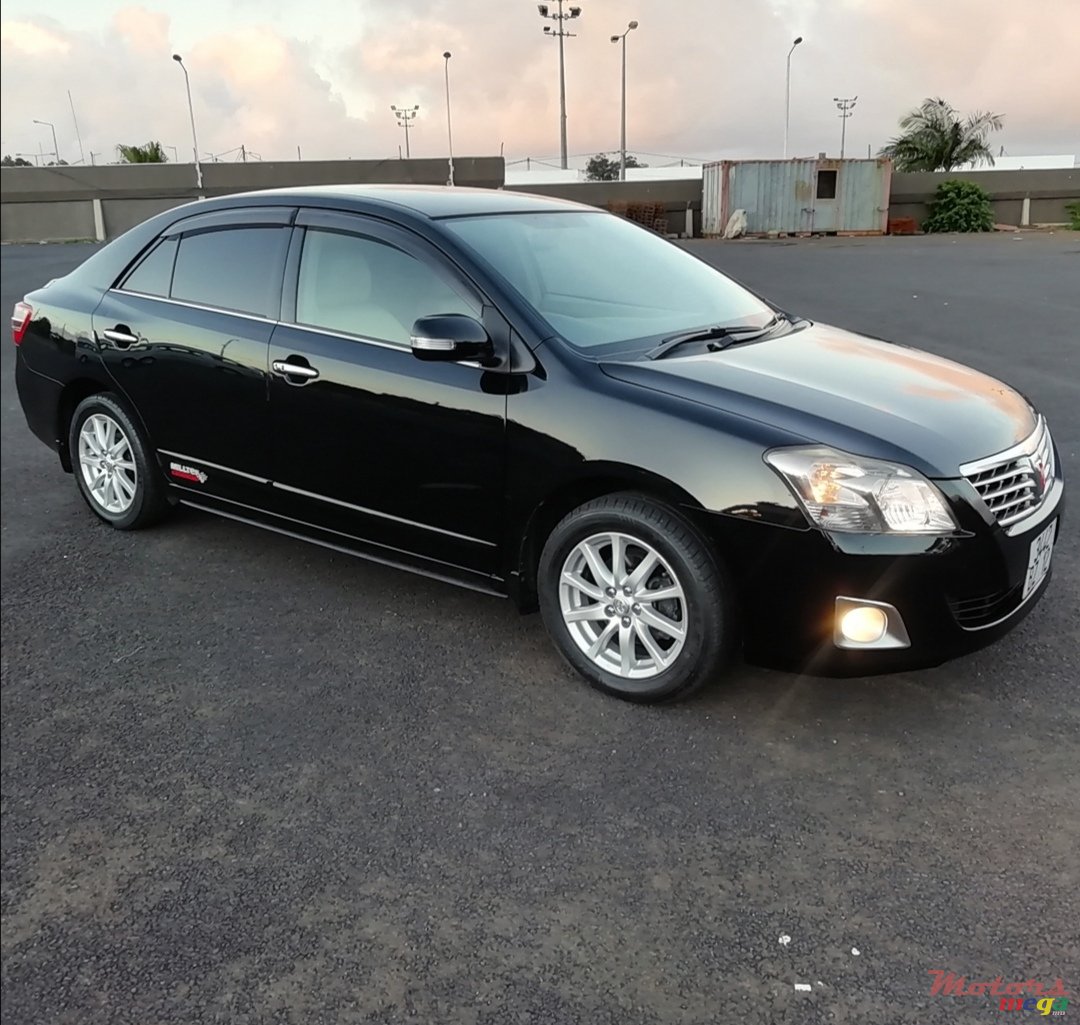 2012' Toyota Premio photo #3