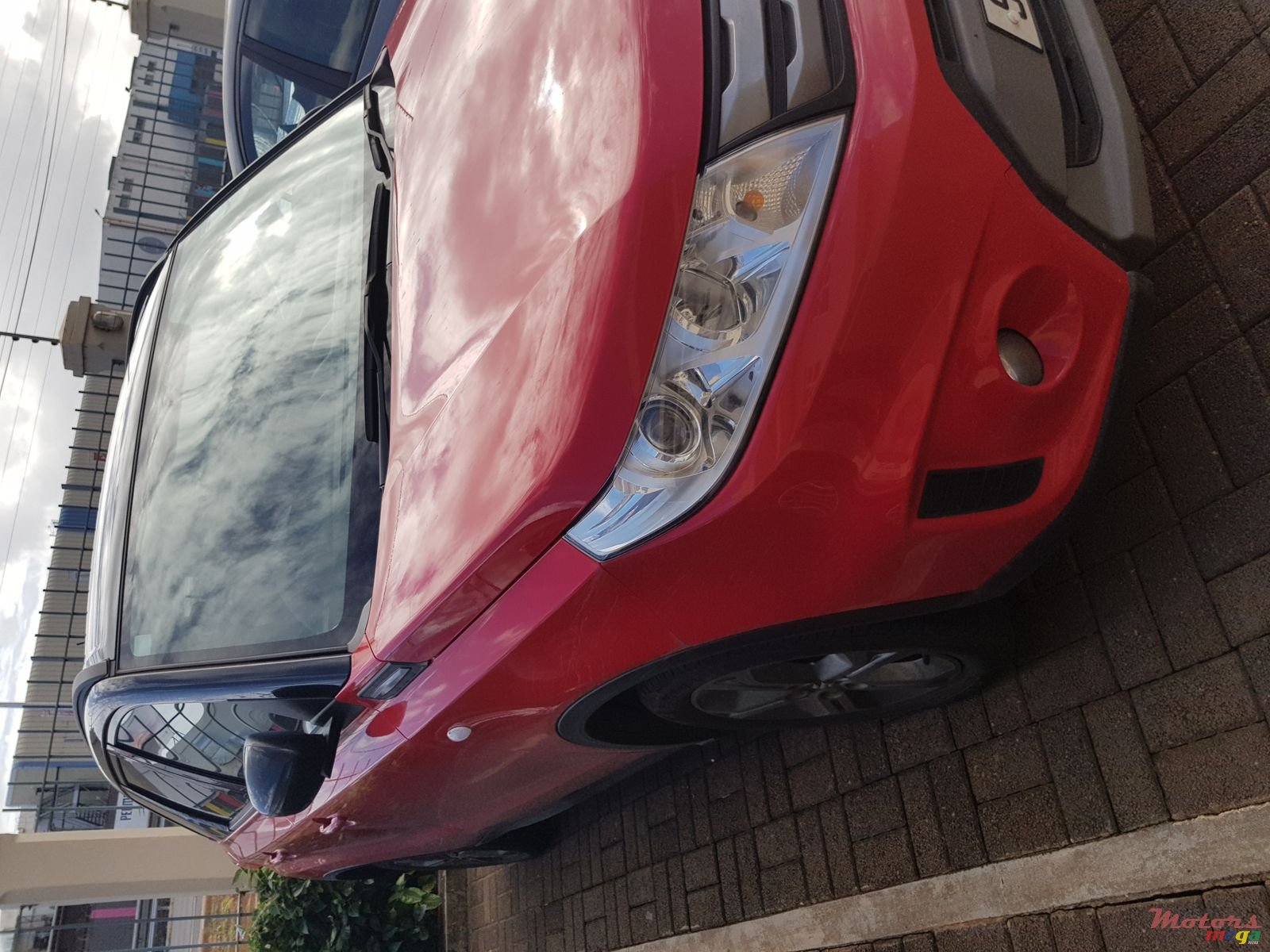 2018' Suzuki Vitara photo #2