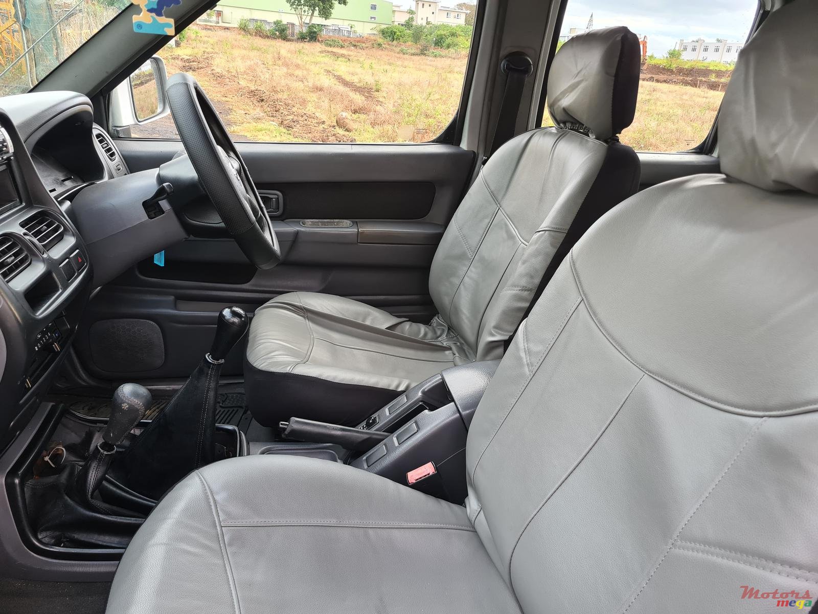 2008' Nissan Hardbody 4×4 3.0 photo #7