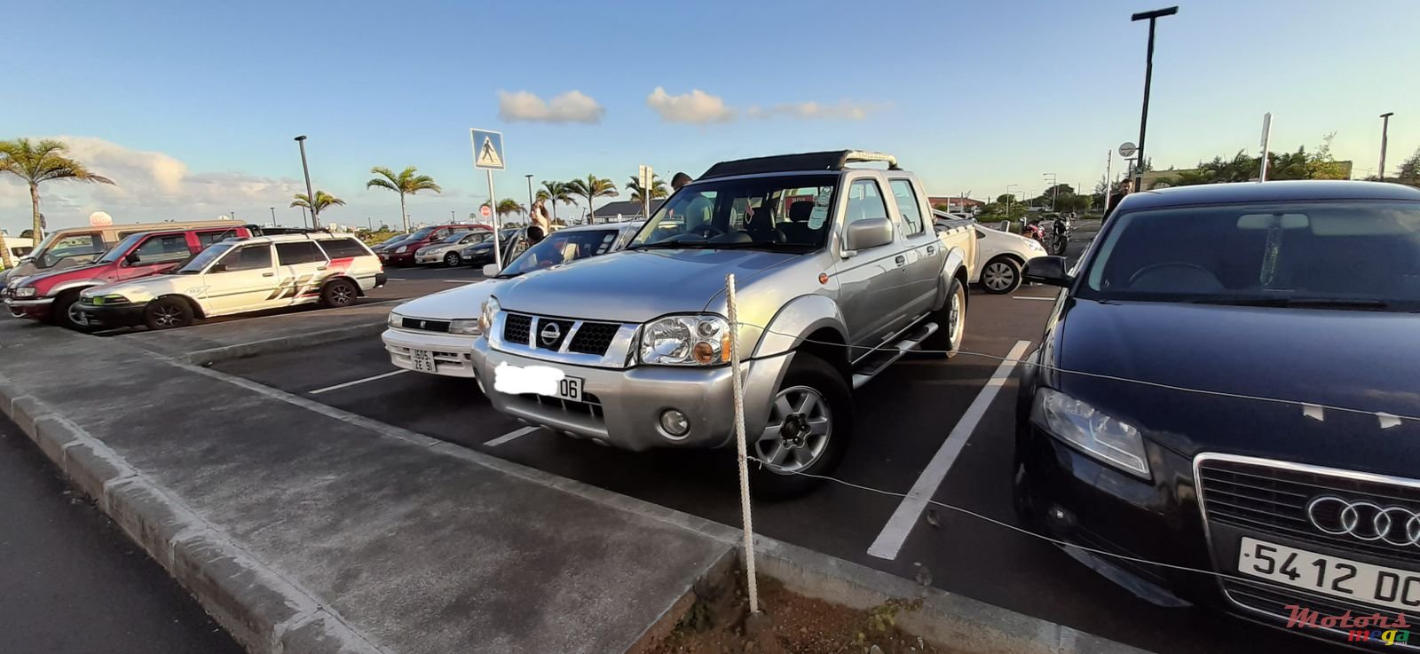 2006' Nissan Hardbody photo #1