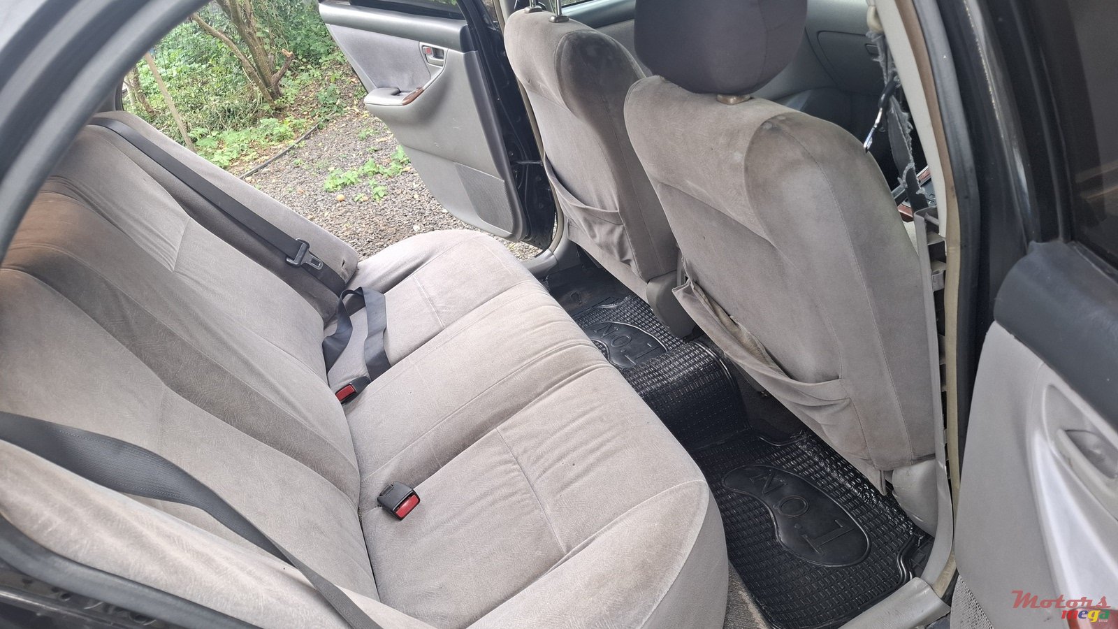 2001' Toyota Corolla photo #6