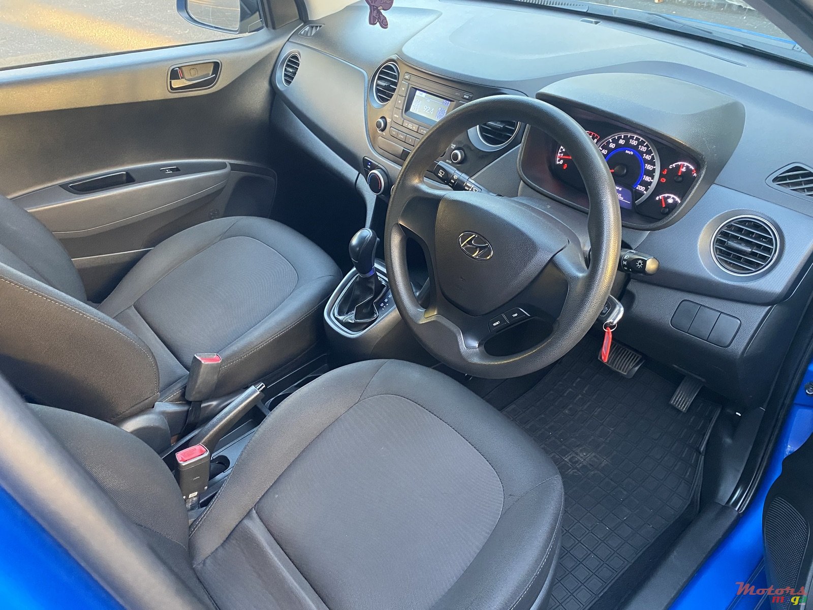 2019' Hyundai i10 Grand photo #6