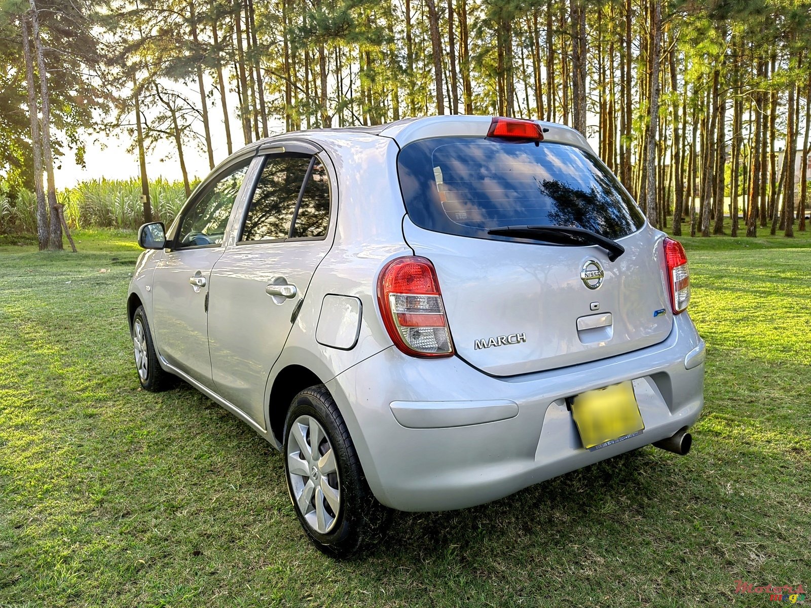 2013' Nissan March photo #6