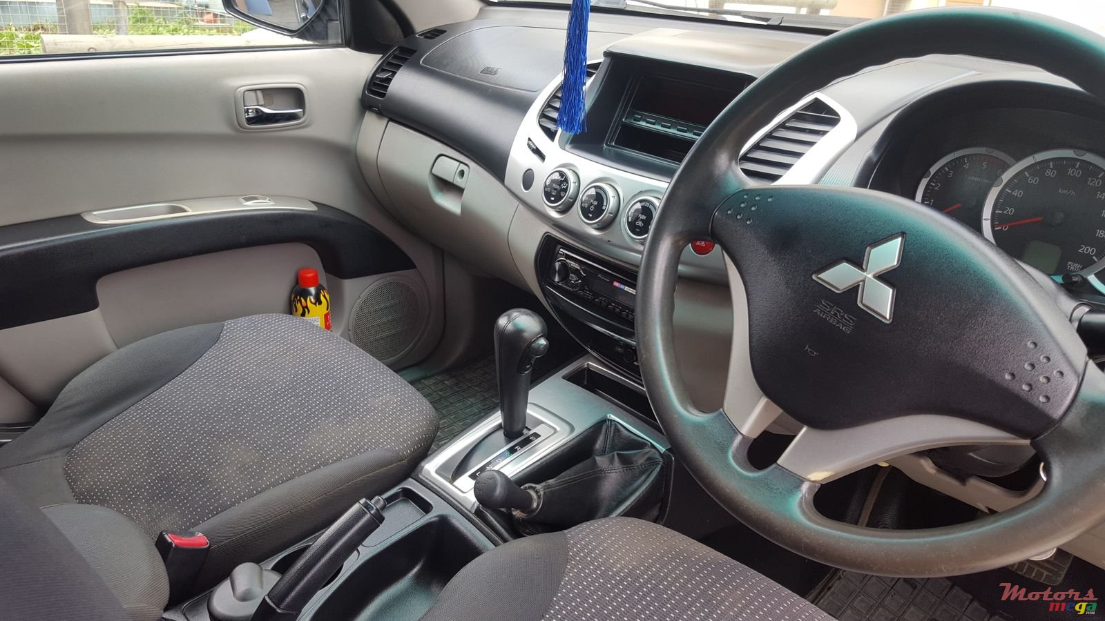 2011' Mitsubishi L 200 Sportero photo #3