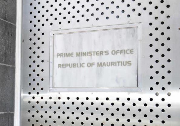 Berlines hybrides : le PMO annule un exercice d’appel d’offres