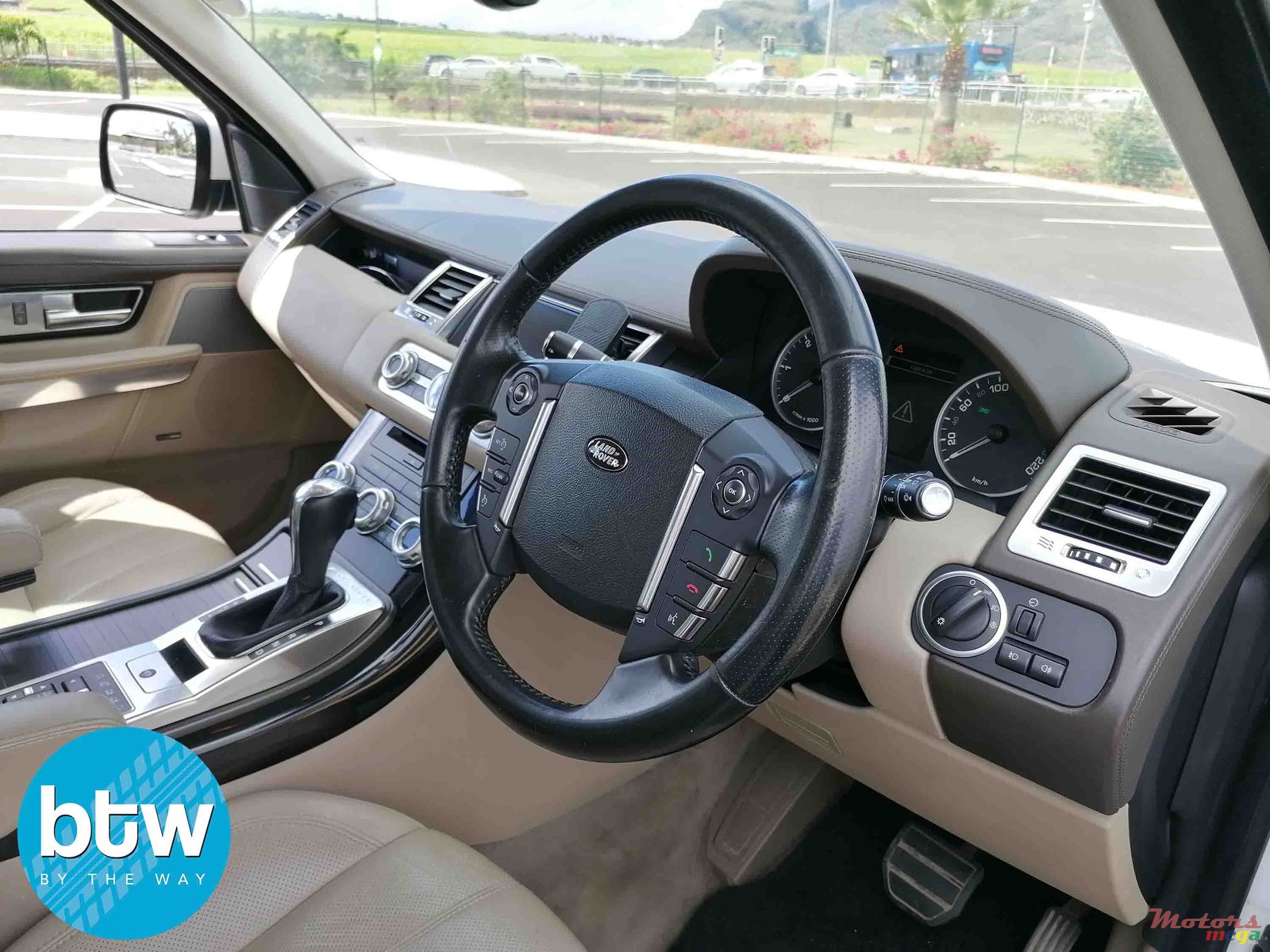 2013' Land Rover Range Rover Sport TDV8 photo #6