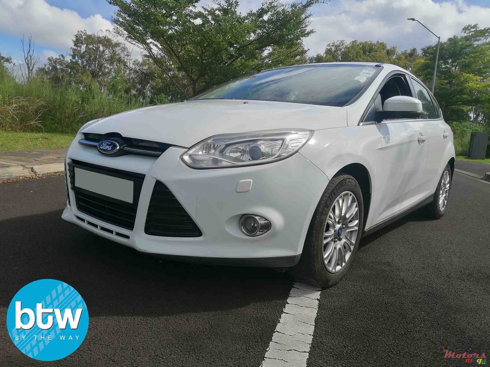 2012' Ford Focus photo #2