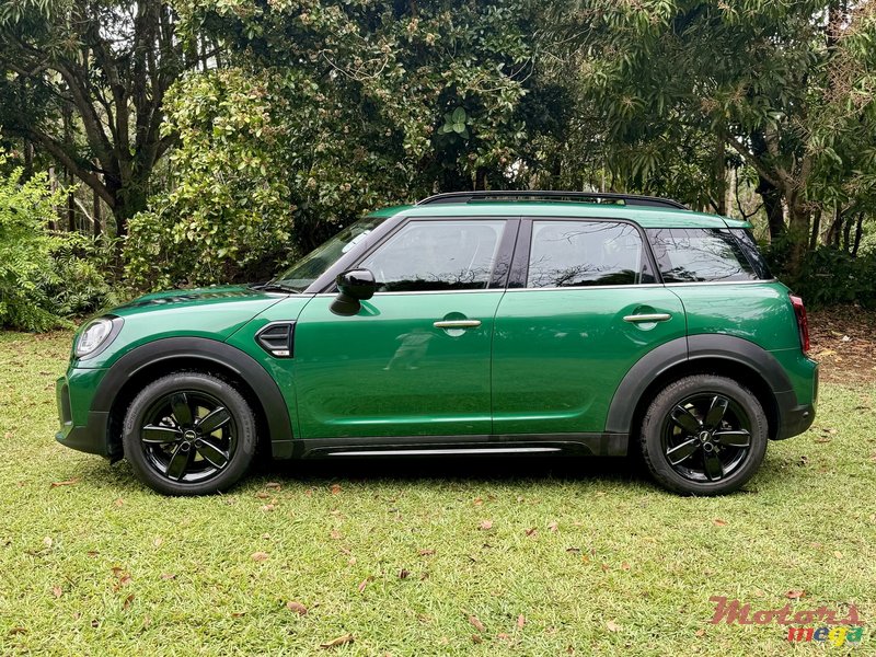 2022' MINI Countryman photo #2