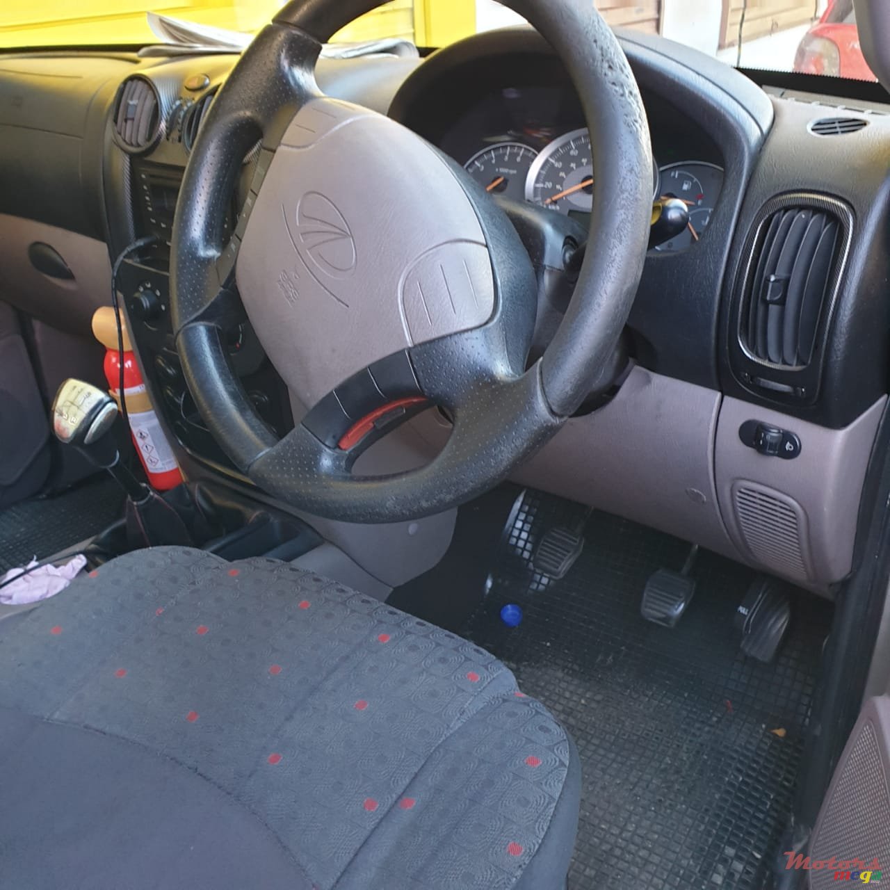 2014' Mahindra Scorpio photo #3