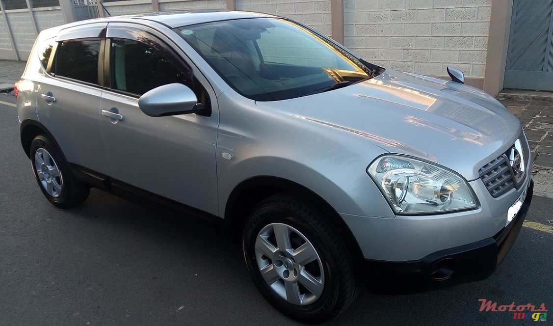 2008' Nissan Qashqai Dualis photo #1