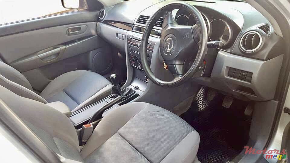 2006' Mazda 3 photo #6