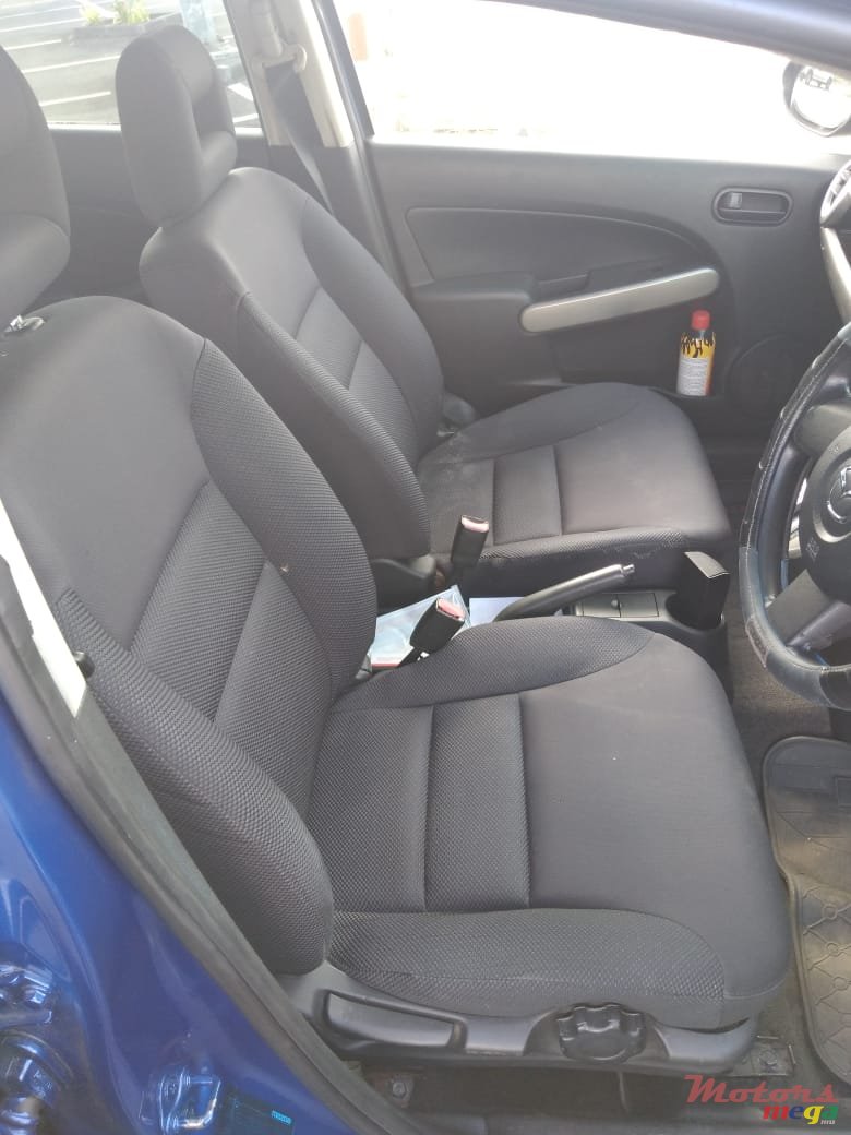 2007' Mazda Demio photo #1