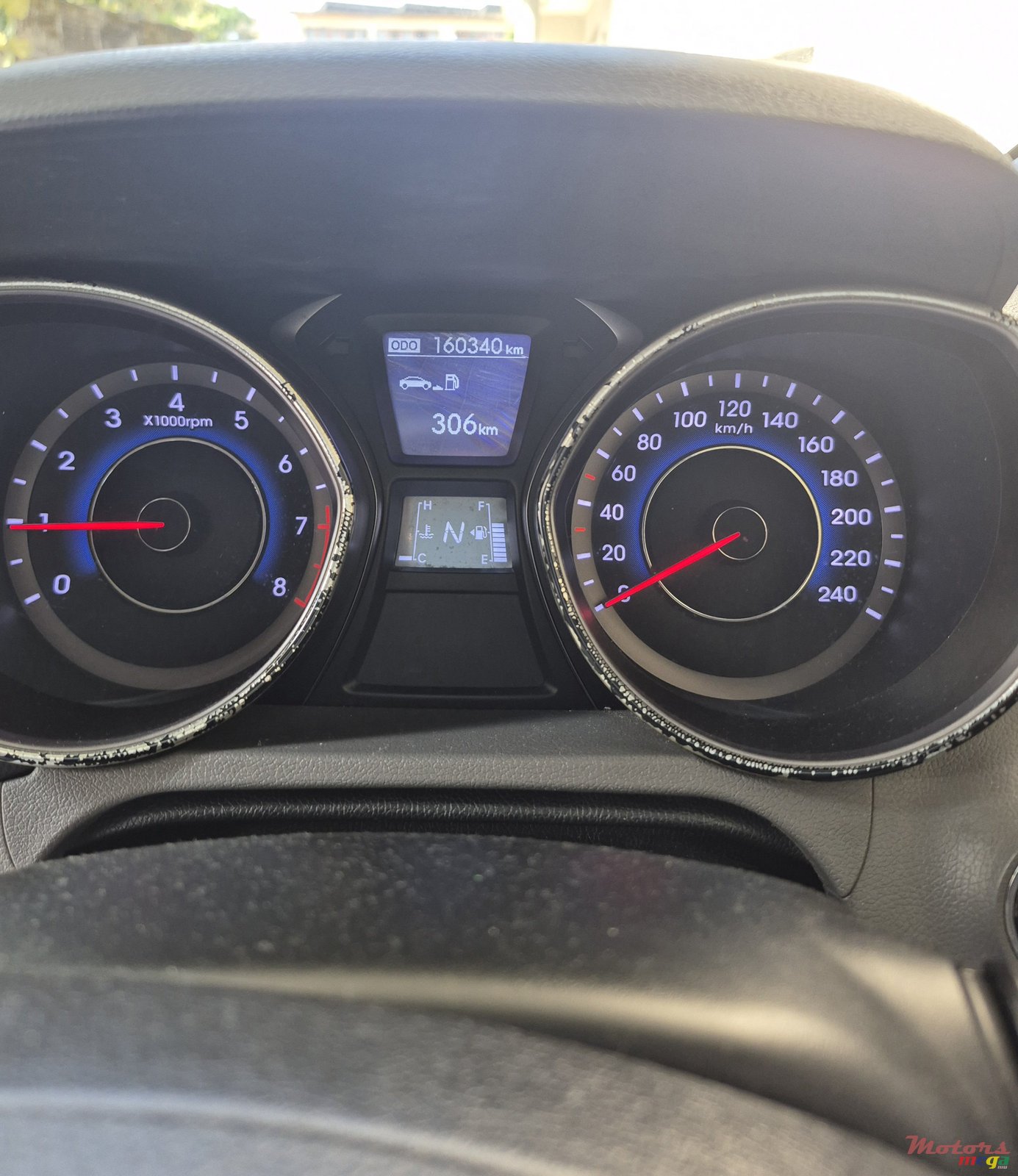 2012' Hyundai Elantra photo #6