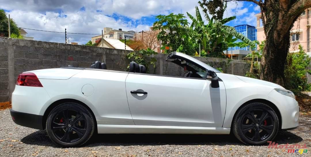 2011' Renault Megane Cabriolet/convertible Turbo photo #2