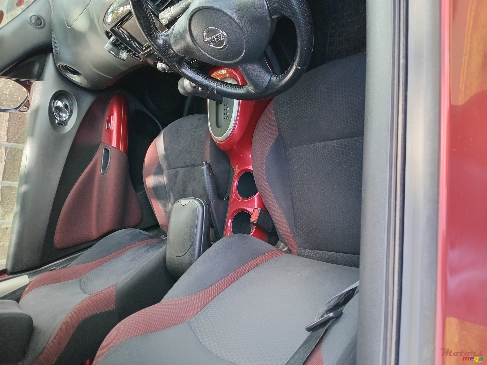 2011' Nissan Juke photo #5