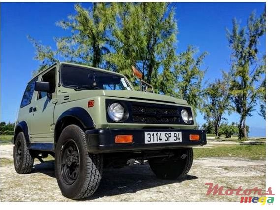 1994' Suzuki Samurai NONE photo #1