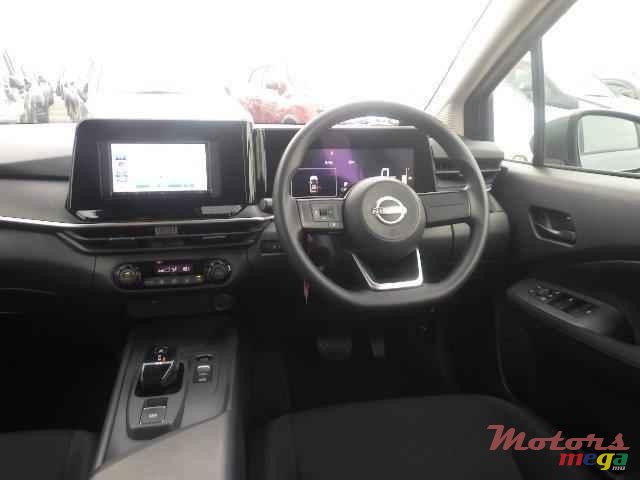 2022' Nissan 1400 photo #7