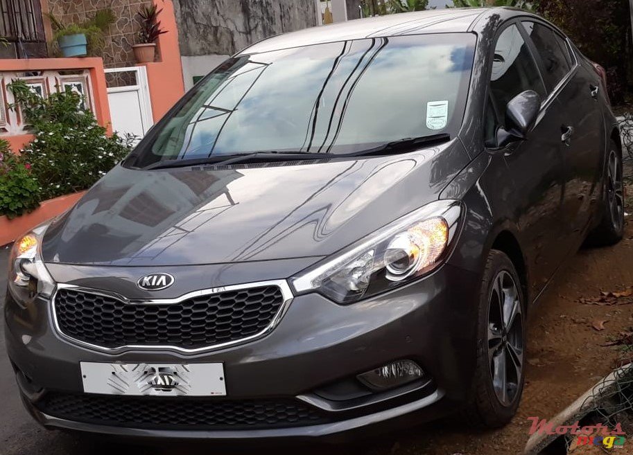 2013' Kia Cerato photo #2