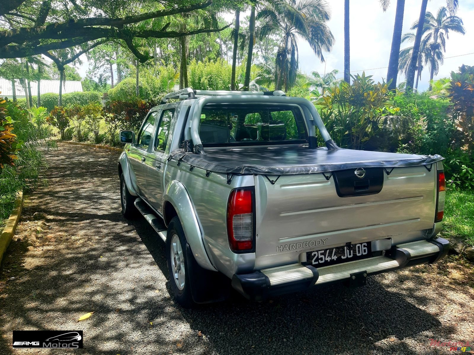 2006' Nissan Hardbody Predator photo #5
