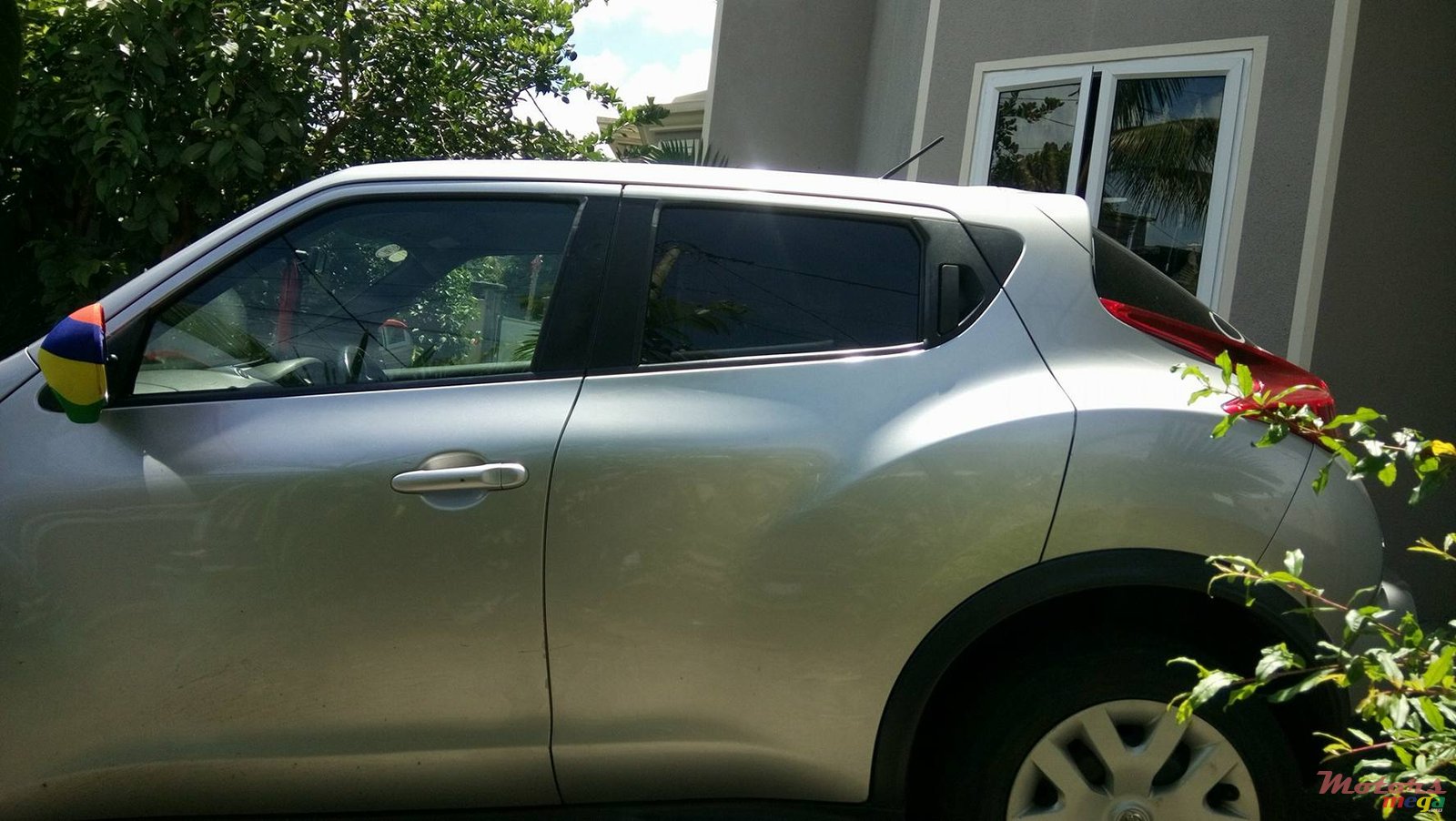 2011' Nissan Juke photo #1