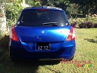2012' Suzuki Swift photo #1
