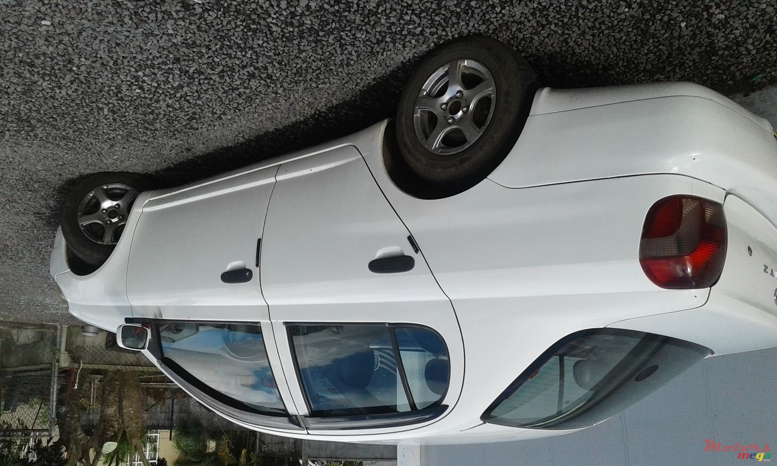 2002' Toyota photo #3