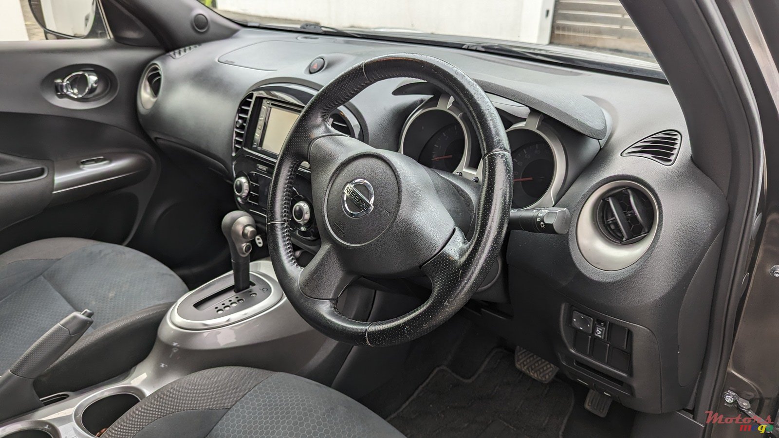 2012' Nissan Juke photo #7