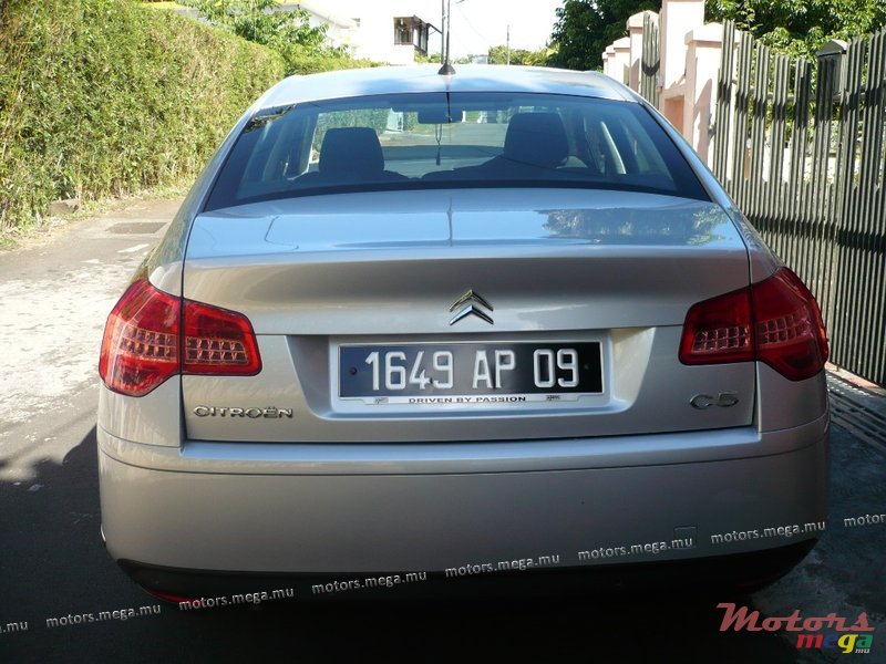 2009' Citroen C5 1.6 HDi photo #2