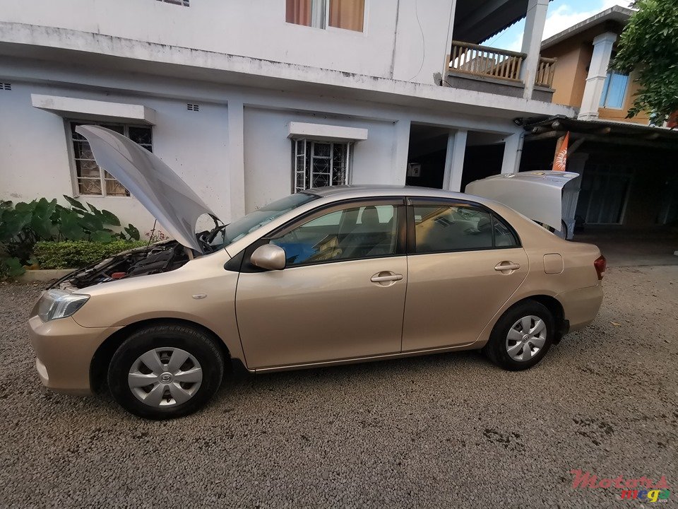 2009' Toyota Axio photo #7