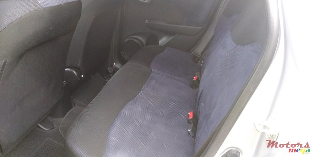 2011' Honda Fit 1.3 photo #6