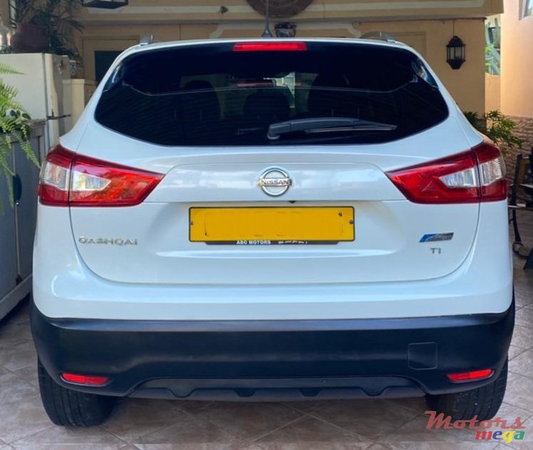 2016' Nissan Qashqai photo #4