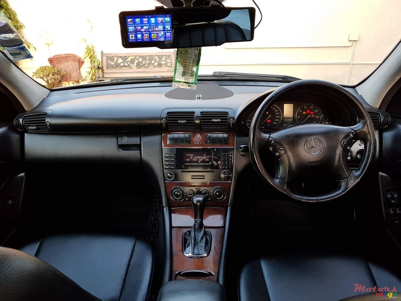 2007' Mercedes-Benz C-Class Automatic photo #7