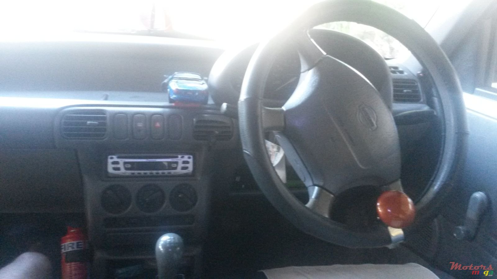 1997' Nissan March photo #4