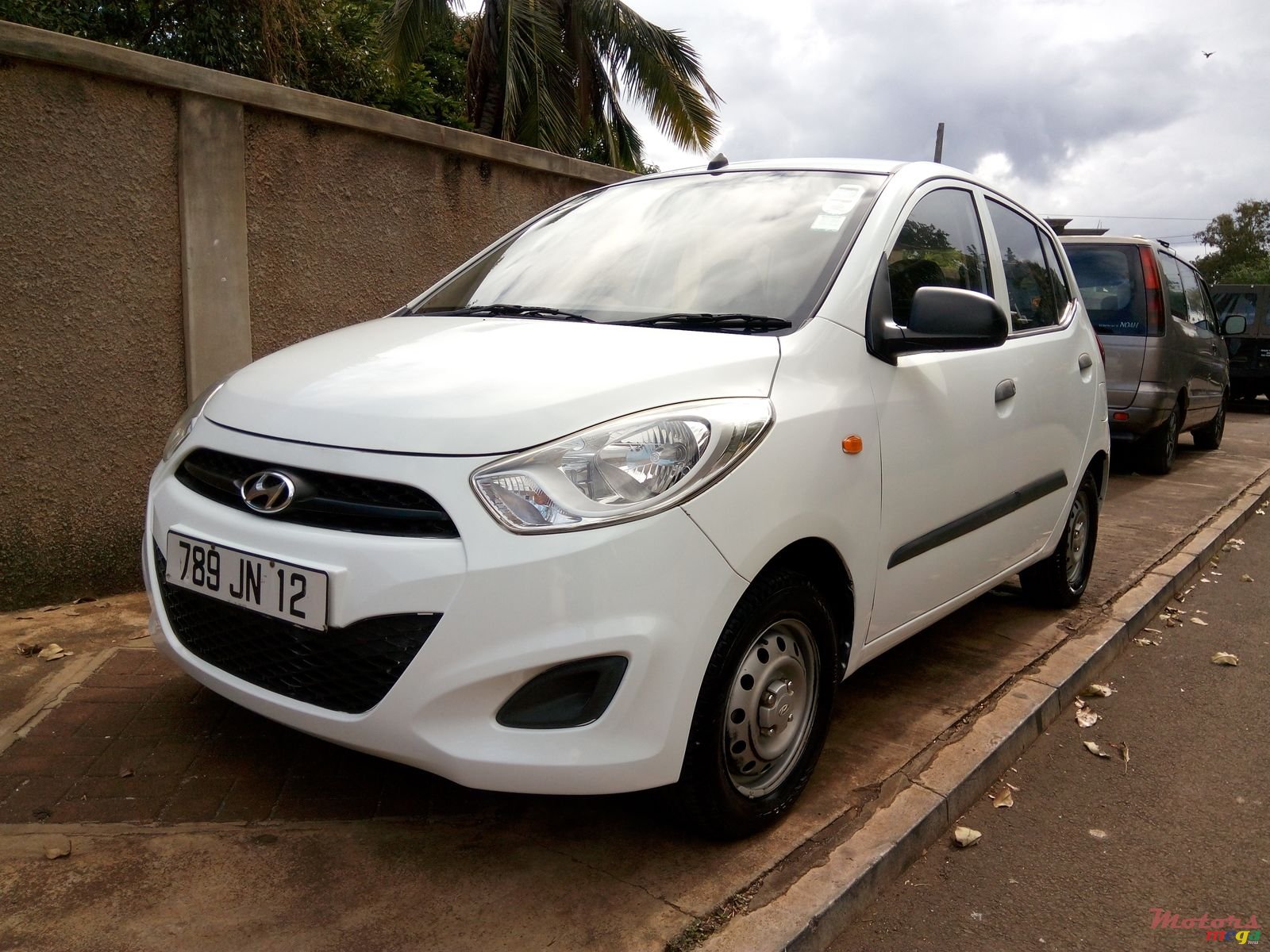 2012' Hyundai i10 photo #1