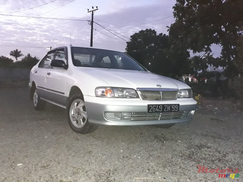 1999' Nissan Sunny photo #6