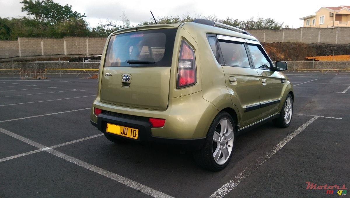 2010' Kia Soul photo #3