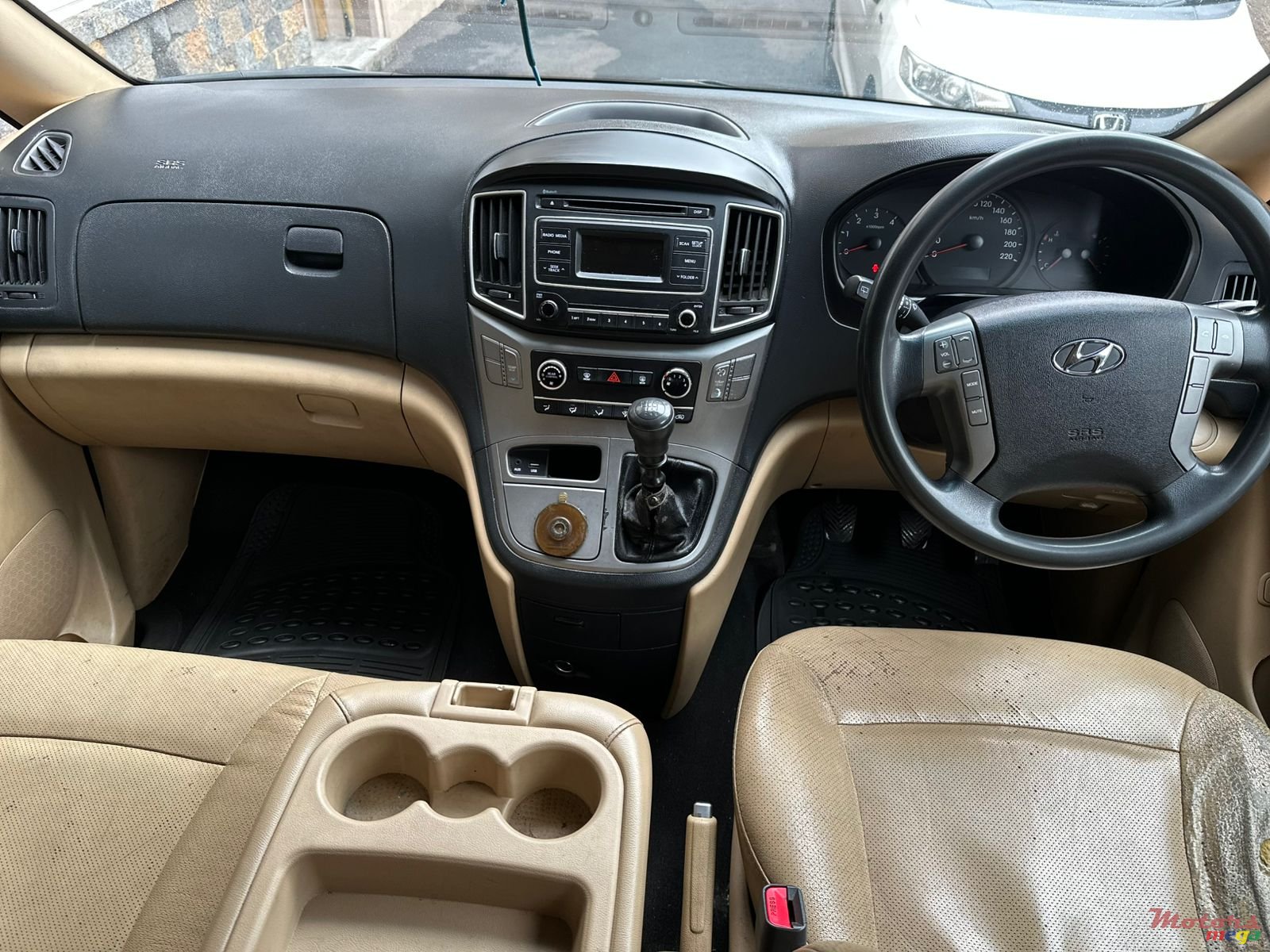 2020' Hyundai H-1 photo #7