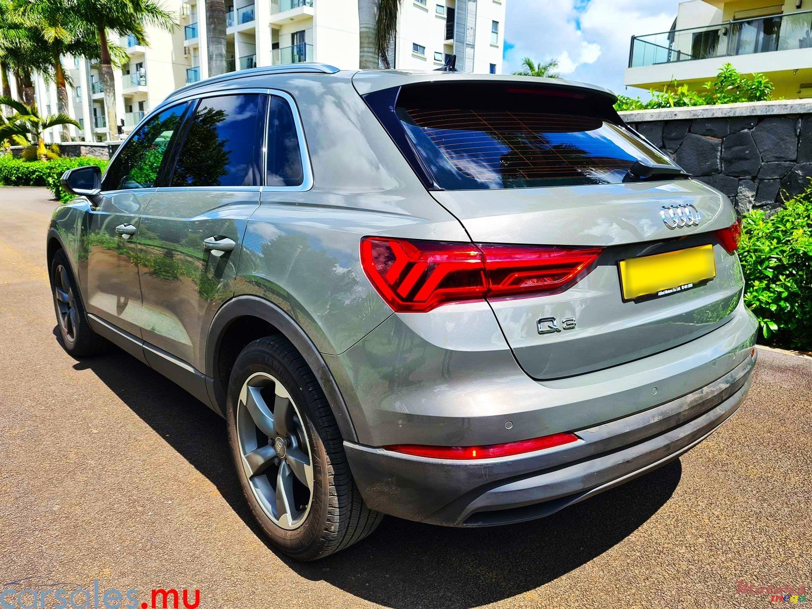 2020' Audi Q3 1.4 TFSI photo #3