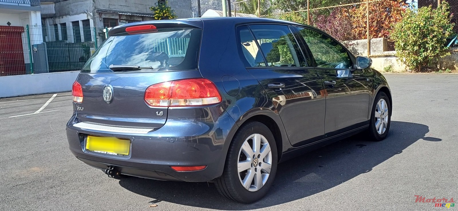 2012' Volkswagen Golf VI R line photo #5