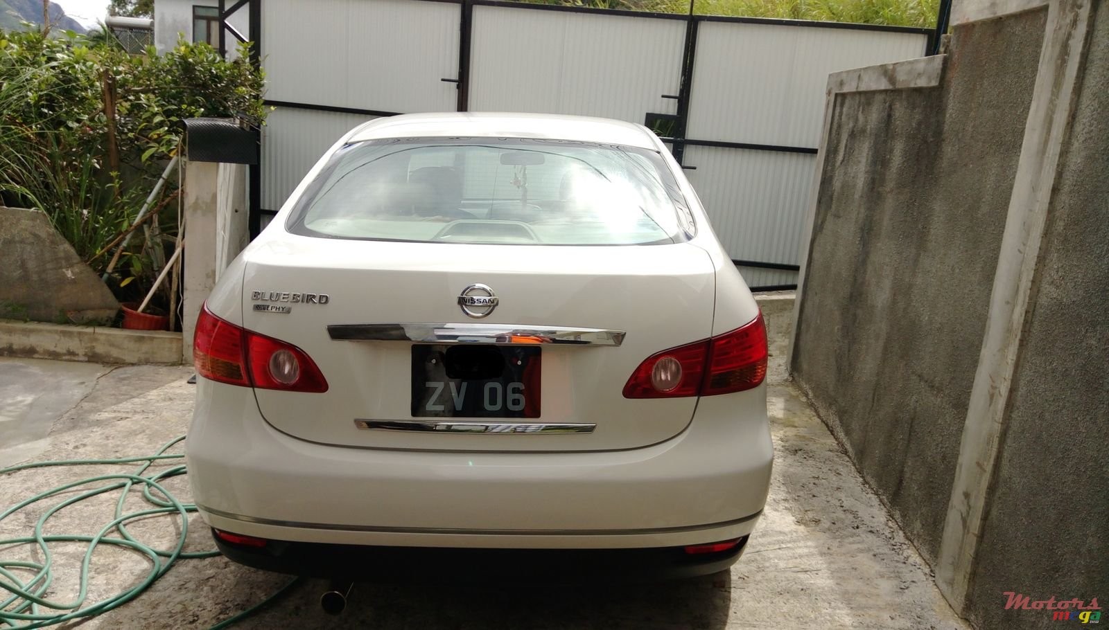 2006' Nissan Bluebird SYLPHY photo #2