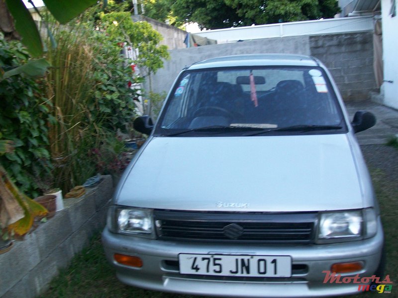 2001' Suzuki Alto photo #2