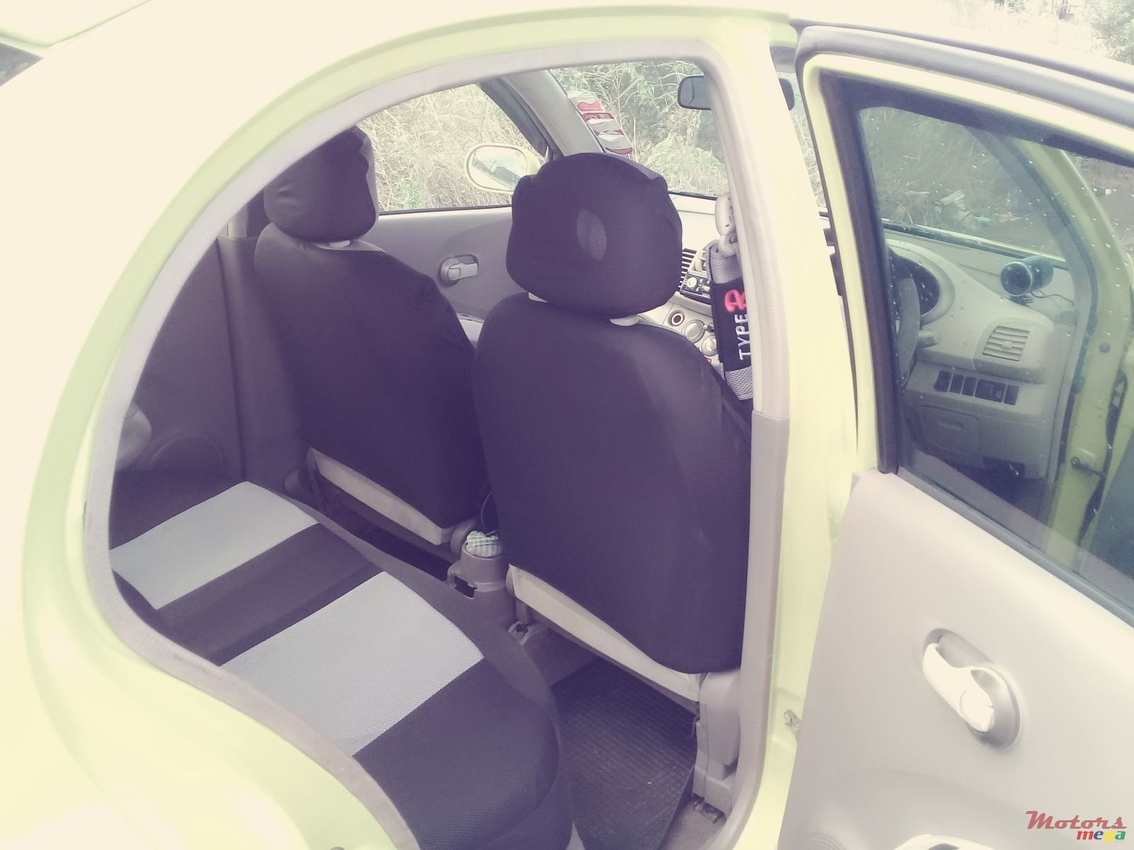 2005' Nissan March AK12 photo #3