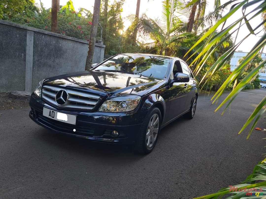 2008' Mercedes-Benz C 200 Kompressor photo #2