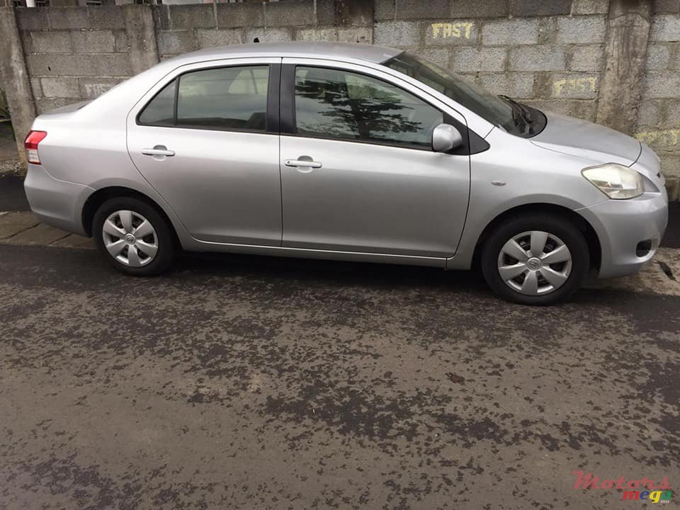 2007' Toyota Belta photo #5