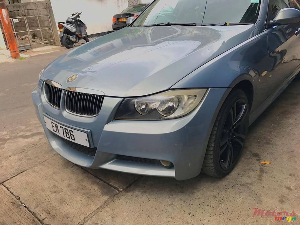 2007' BMW 325 photo #1